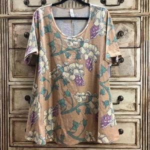 ♦️2/$30 Floral Grapes LuLaRoe Perfect Swing T